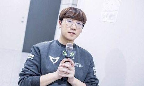 埃切韦里冬窗回河床？记者：经纪人和曼城都没有进行相关讨论